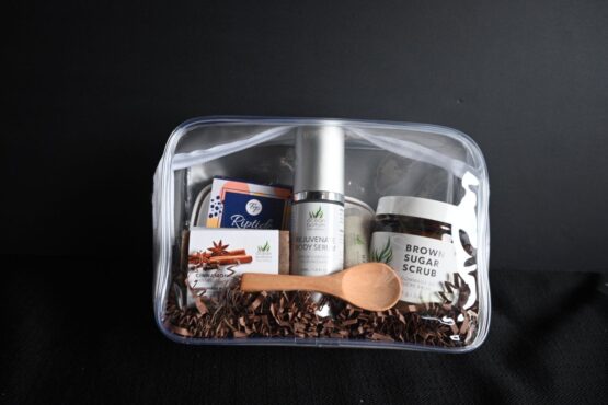 Cinnamon Collection Gift Bag