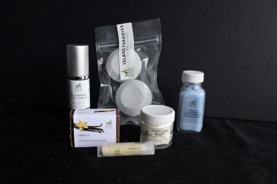 contents of vanilla collection shower gift bag