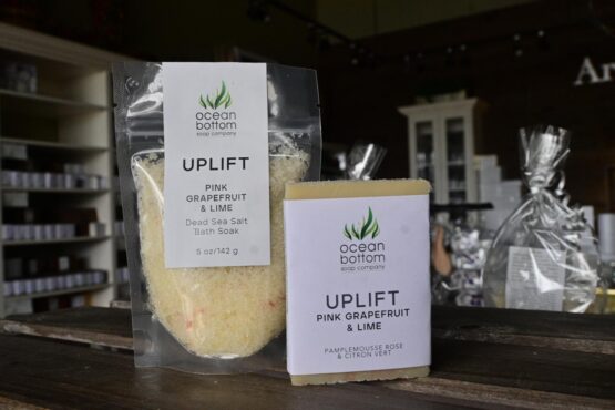 Uplift Soap with Uplift Bath soak